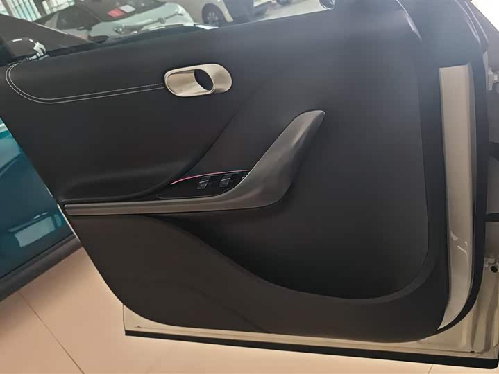 Фото 7 - Smart #1