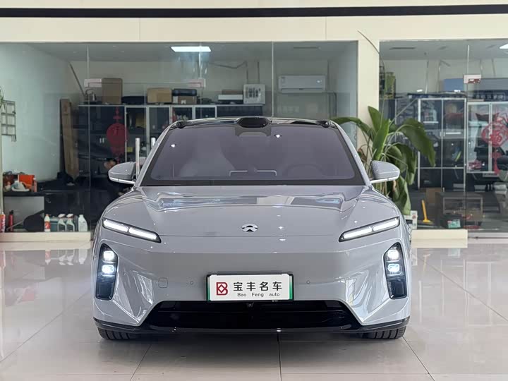 Фото 3 - Nio ET5T