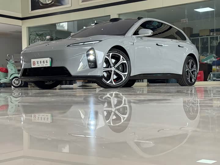 Фото 4 - Nio ET5T