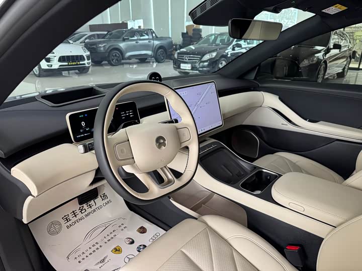 Фото 6 - Nio ET5T