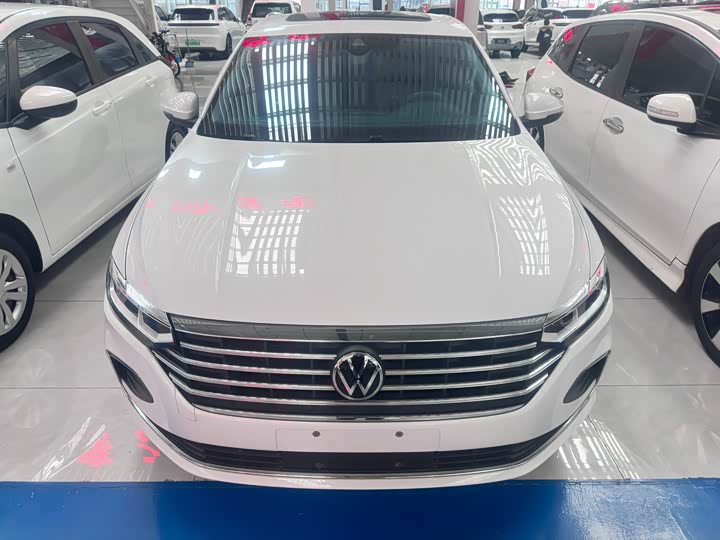 Фото 2 - Volkswagen Lavida