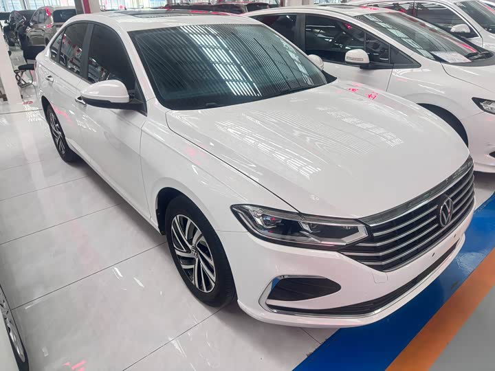 Фото 3 - Volkswagen Lavida