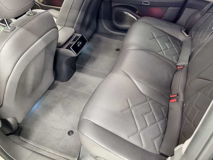 Фото 8 - Nio ET7