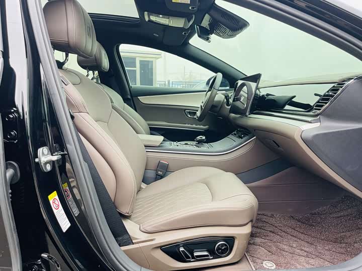 Фото 8 - BYD Han