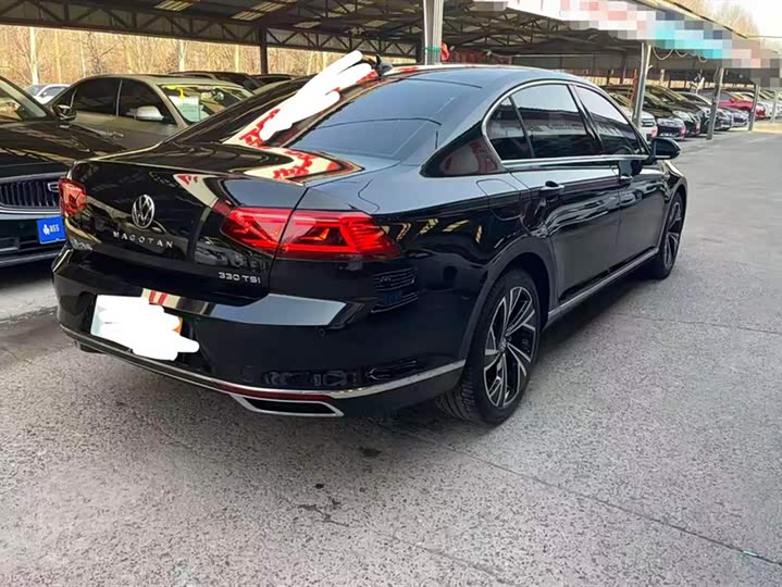 Фото 3 - Volkswagen Magotan