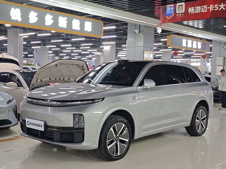 Фото 1 - LiXiang L7