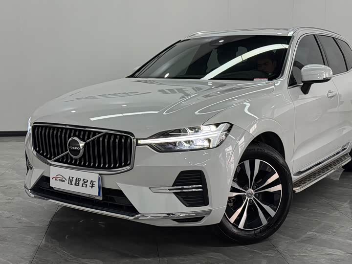Фото 6 - Volvo XC60