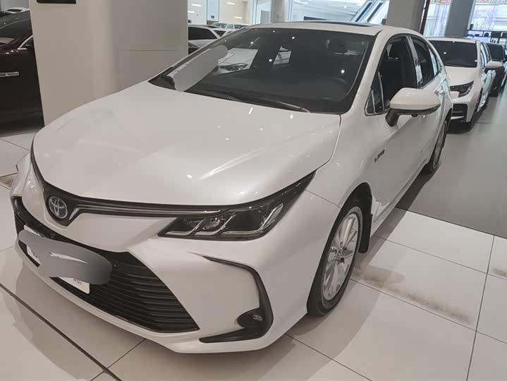 Фото 1 - Toyota Corolla