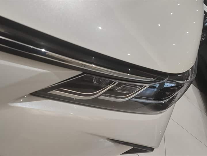 Фото 5 - Toyota Corolla