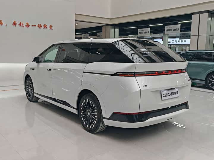 Фото 5 - XPeng X9