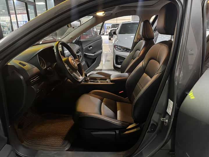 Фото 6 - Nissan Sylphy