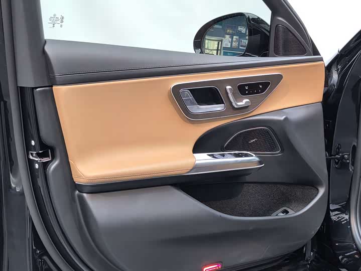 Фото 9 - Mercedes-Benz E-Class Hybrid