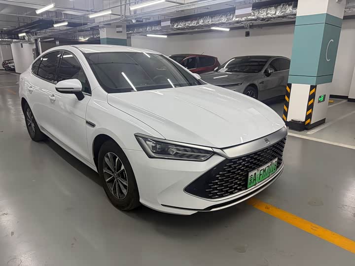 Фото 3 - BYD Qin Plus