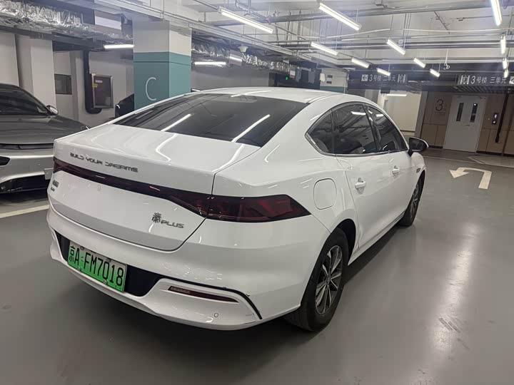 Фото 4 - BYD Qin Plus