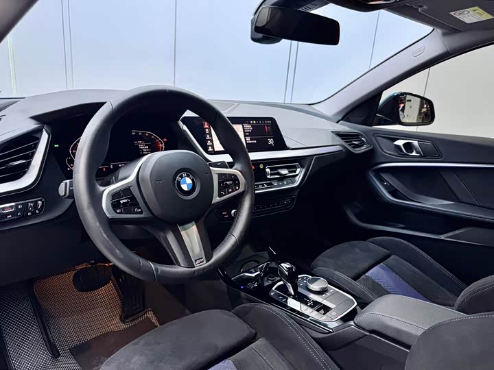 Фото 8 - BMW 2 Series