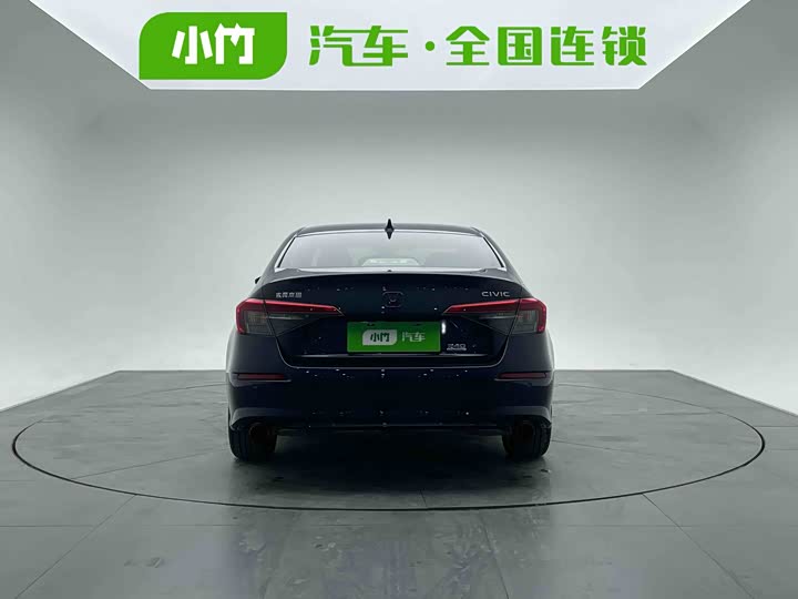 Фото 4 - Honda Civic