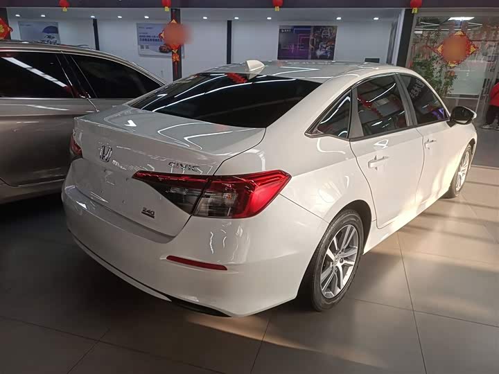 Фото 7 - Honda Civic