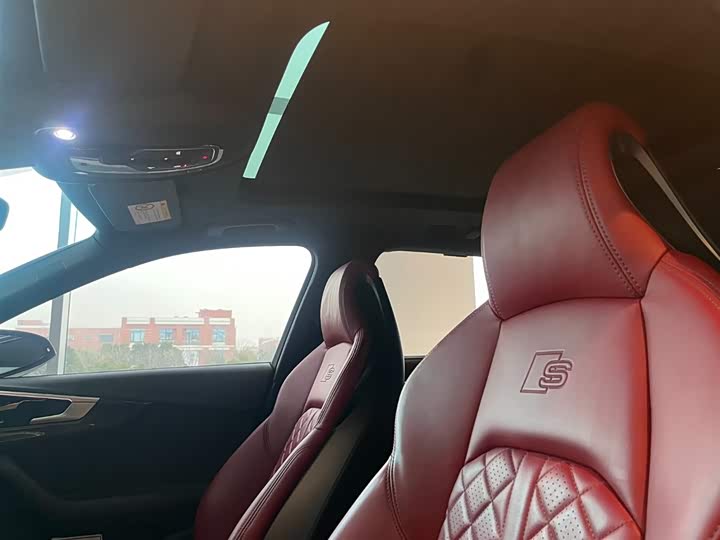 Фото 6 - Audi S4