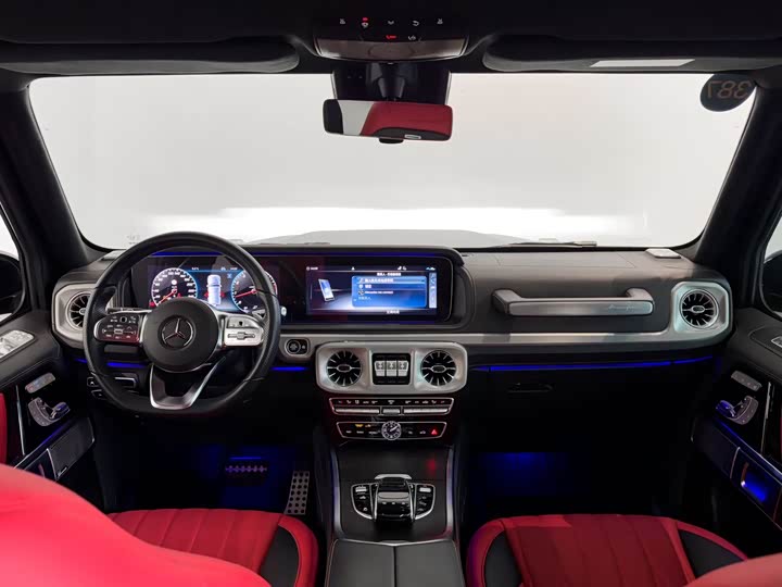 Фото 5 - Mercedes-Benz G-Class