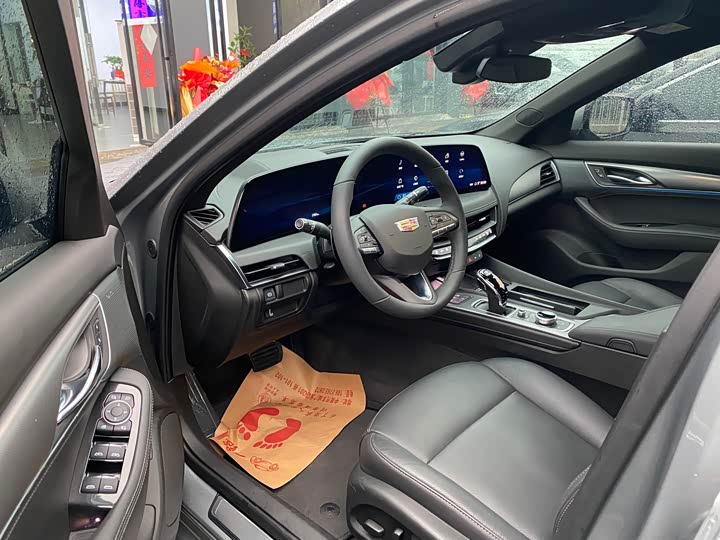 Фото 3 - Cadillac CT5