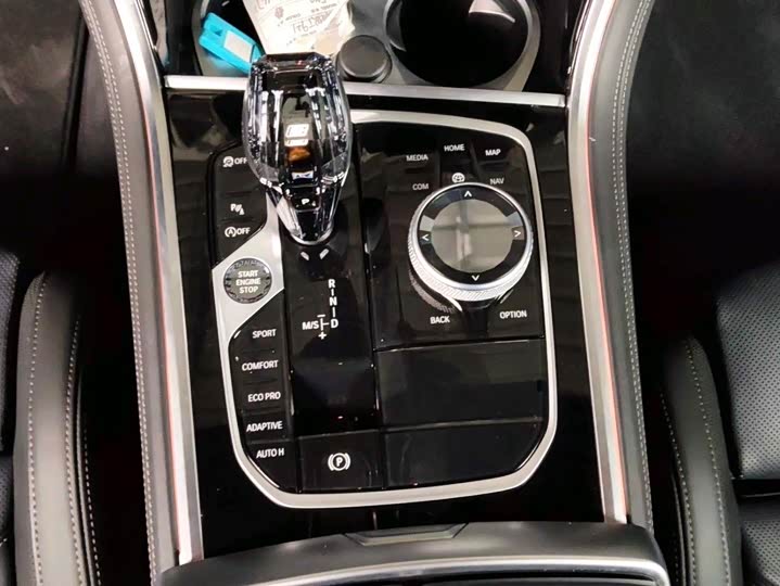 Фото 7 - BMW 8 Series