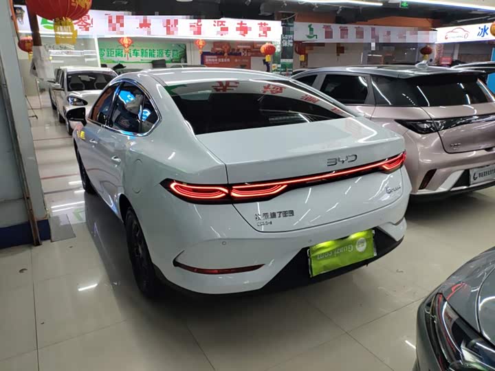 Фото 5 - BYD Qin Plus