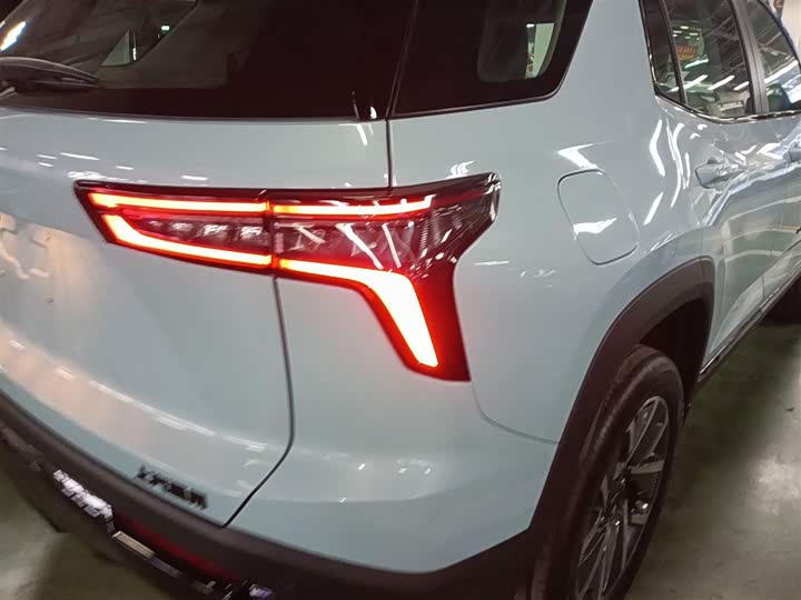 Фото 8 - Chevrolet Equinox Plus