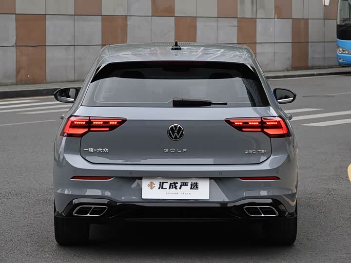 Фото 4 - Volkswagen Golf