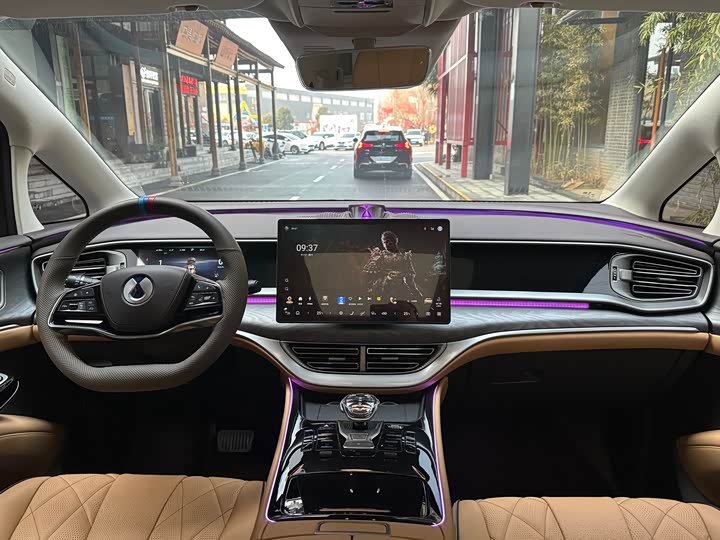 Фото 5 - Denza D9