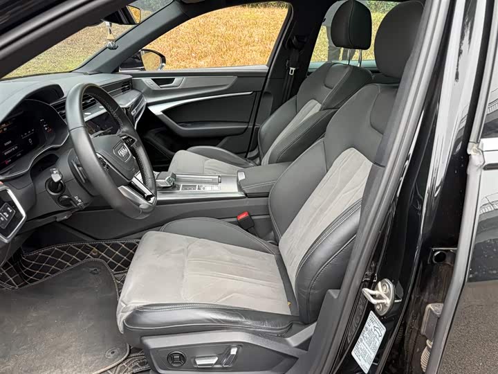 Фото 8 - Audi A6L