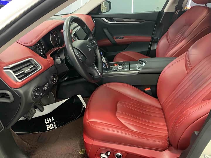 Фото 4 - Maserati Ghibli