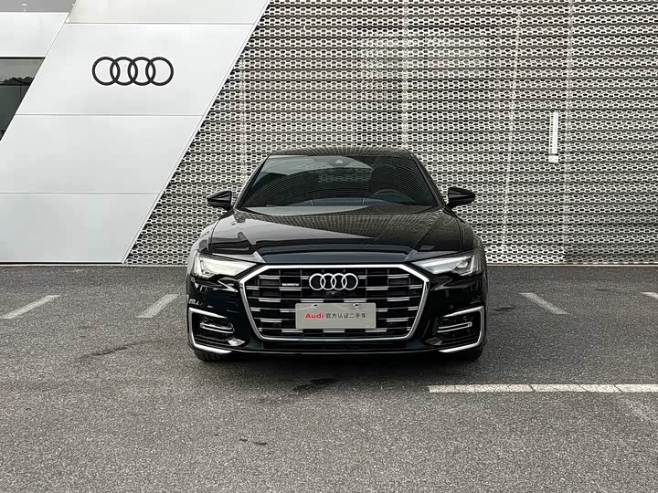 Фото 2 - Audi A6L