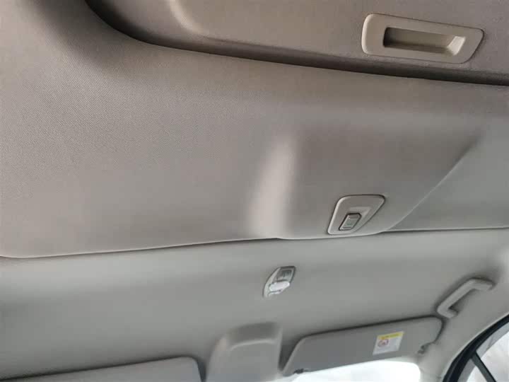 Фото 9 - Ford Tourneo