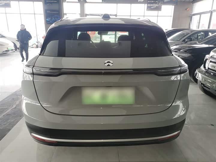 Фото 6 - Nio ES6