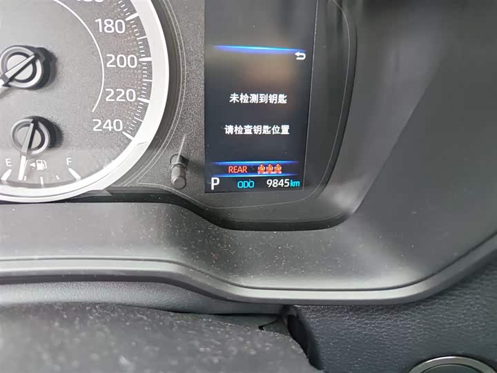 Фото 5 - Toyota Corolla