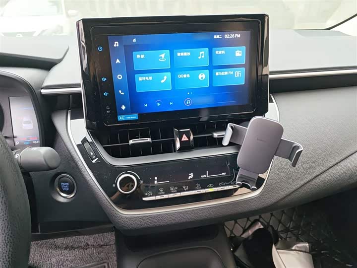 Фото 6 - Toyota Corolla