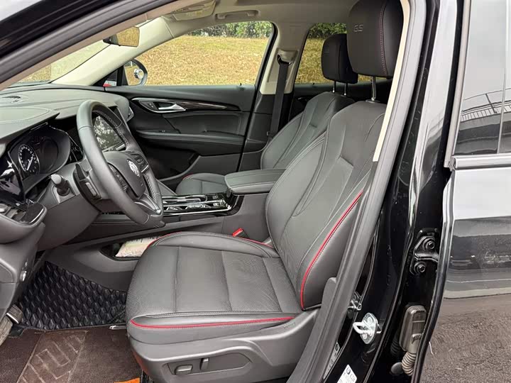 Фото 8 - Buick Envision Plus