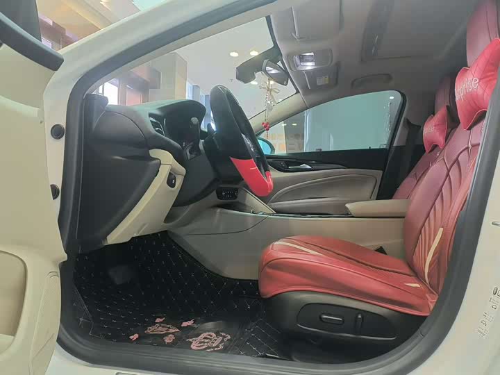 Фото 3 - Buick Regal