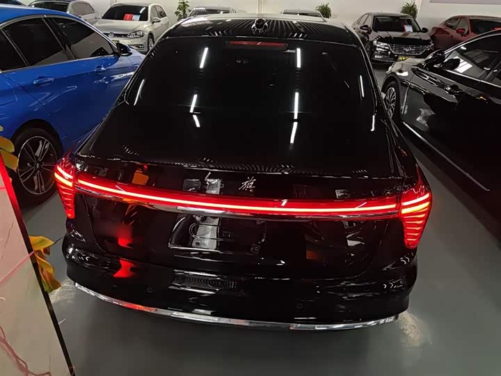 Фото 6 - Hongqi H5