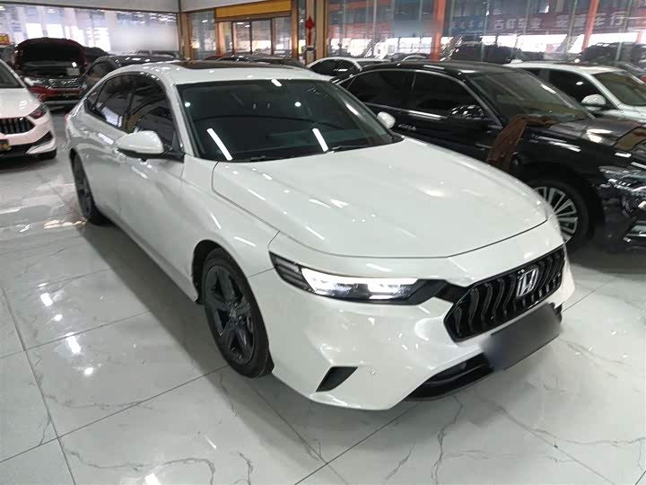 Фото 4 - Honda Inspire