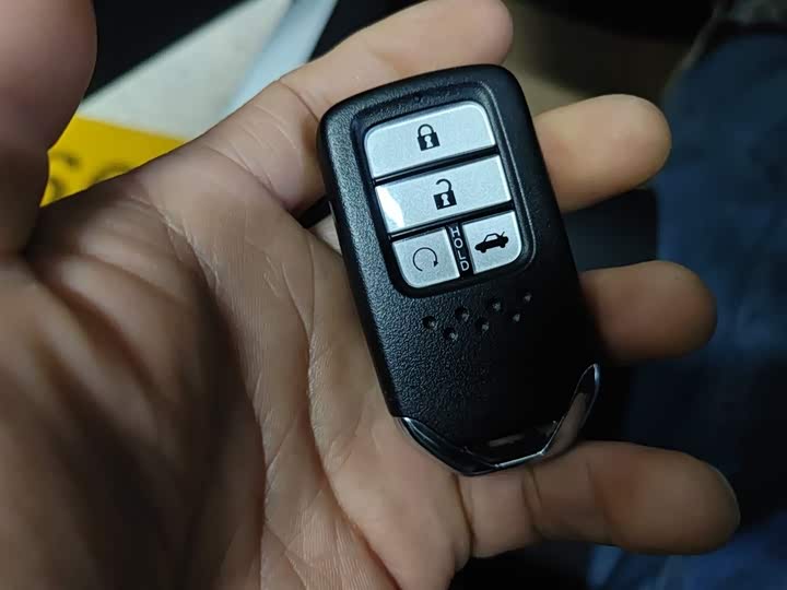 Фото 9 - Honda Civic