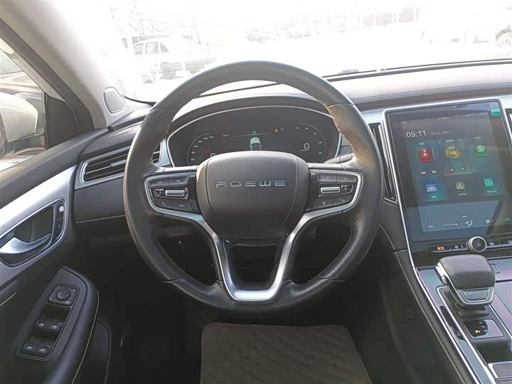 Фото 3 - Roewe i6 Max EV