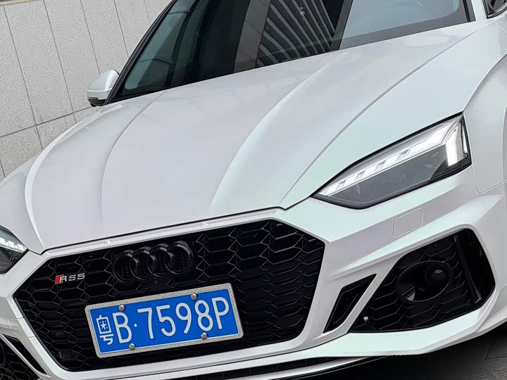 Фото 2 - Audi A5