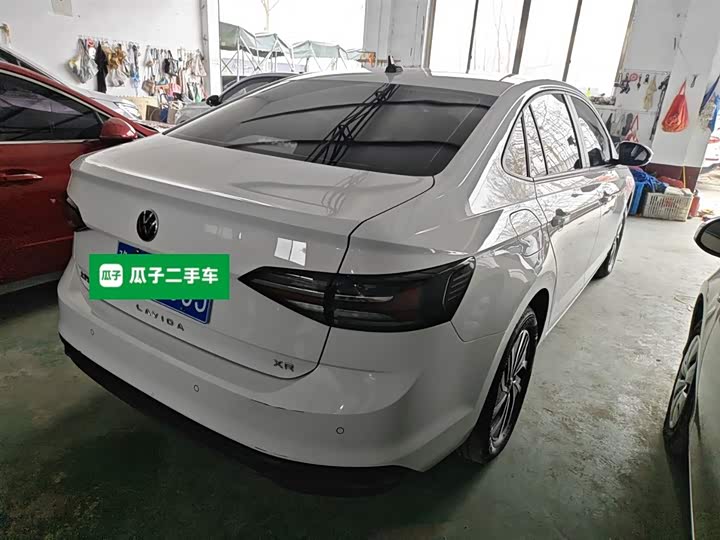 Фото 7 - Volkswagen Lavida