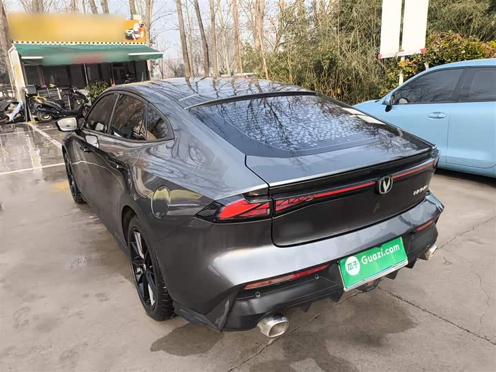 Фото 5 - Changan UNI-V