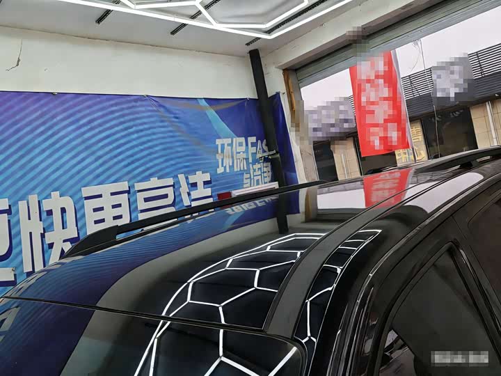 Фото 8 - Tank 400 Hybrid