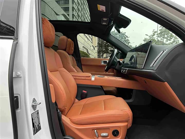 Фото 6 - LiXiang L6