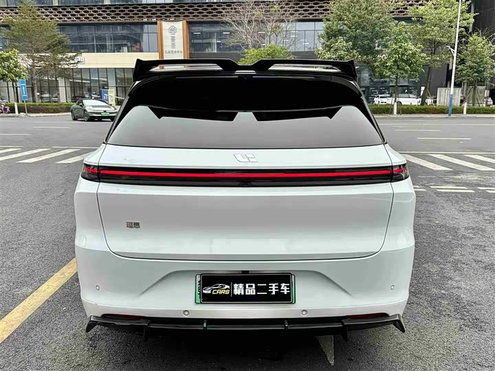 Фото 8 - LiXiang L6