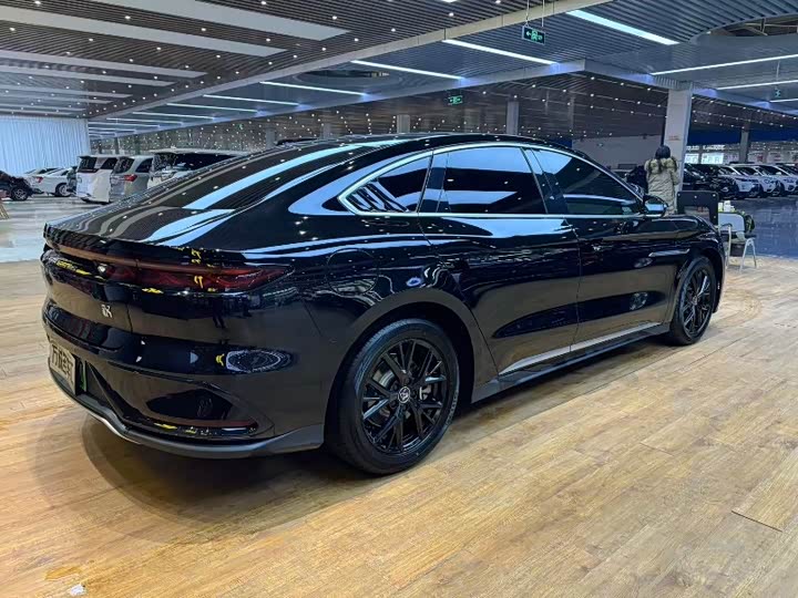 Фото 5 - BYD Han