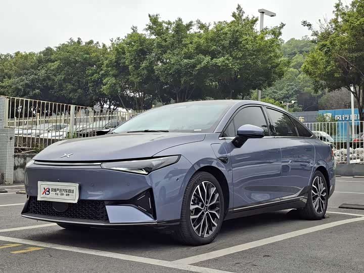 Фото 1 - XPeng P5